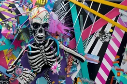 Illustration contemporaine d’un squelette entouré de formes éclatées aux couleurs vives, représentant La Mort : Une Analyse Épistémologique à travers un contraste entre vitalité et finitude.