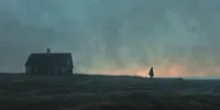 Silhouette solitaire près d’une maison isolée dans un paysage brumeux évoquant A Ghost Story et l’esthétique Memento-mori